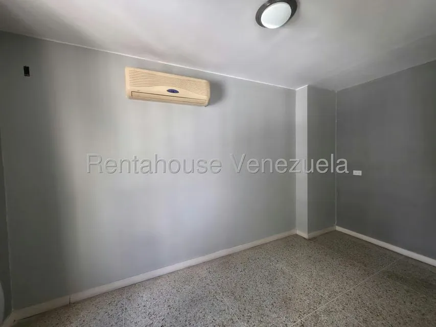 Apartamento (1 Nivel) en Alquiler en Altamira, Distrito Metropolitano - 15