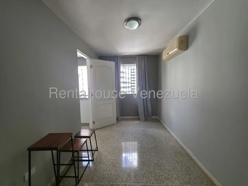 Apartamento (1 Nivel) en Alquiler en Altamira, Distrito Metropolitano - 17