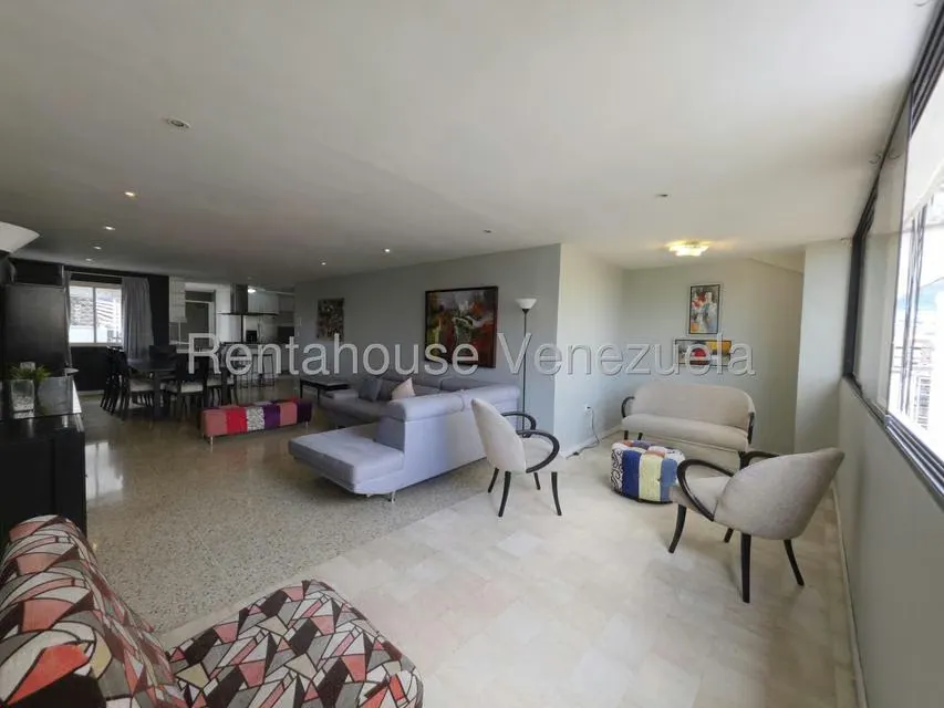 Apartamento (1 Nivel) en Alquiler en Altamira, Distrito Metropolitano - 9