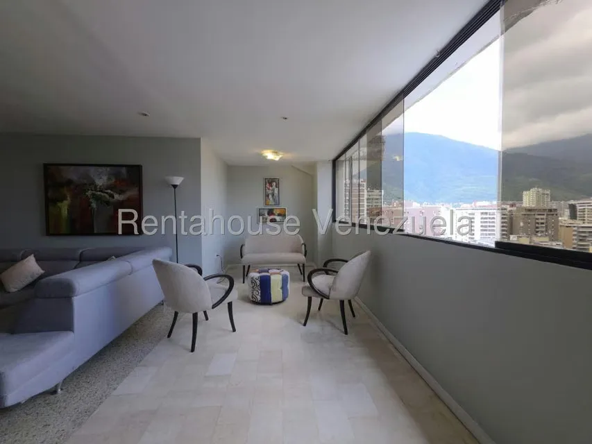 Apartamento (1 Nivel) en Alquiler en Altamira, Distrito Metropolitano - 10
