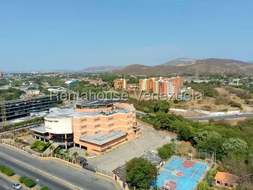 Apartamento (Multiples Niveles) en Venta en Zona Este, Lara - 3