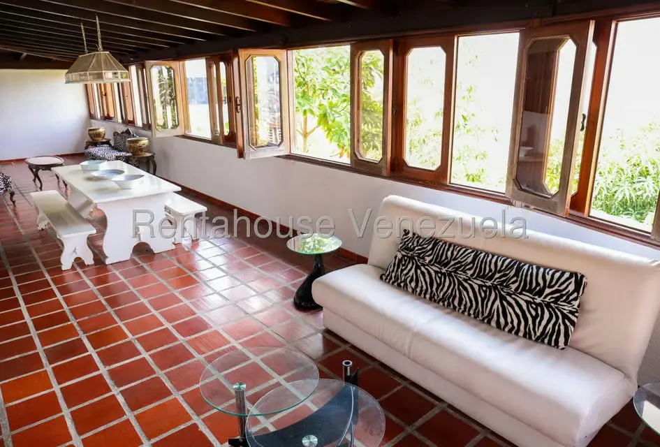 Casa (Multipes Niveles) en Venta en Los Naranjos del Cafetal, Distrito Metropolitano - 15