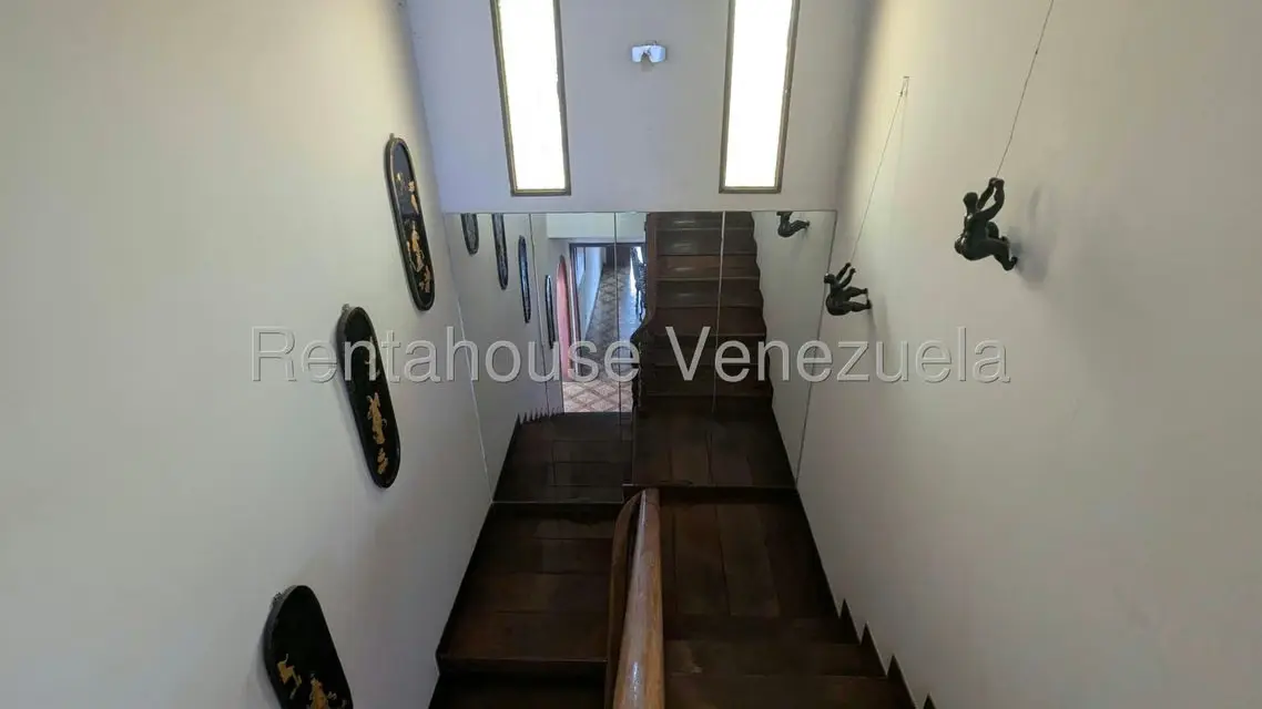 Casa (Multipes Niveles) en Venta en Los Naranjos del Cafetal, Distrito Metropolitano - 17