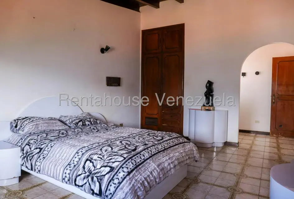 Casa (Multipes Niveles) en Venta en Los Naranjos del Cafetal, Distrito Metropolitano - 20