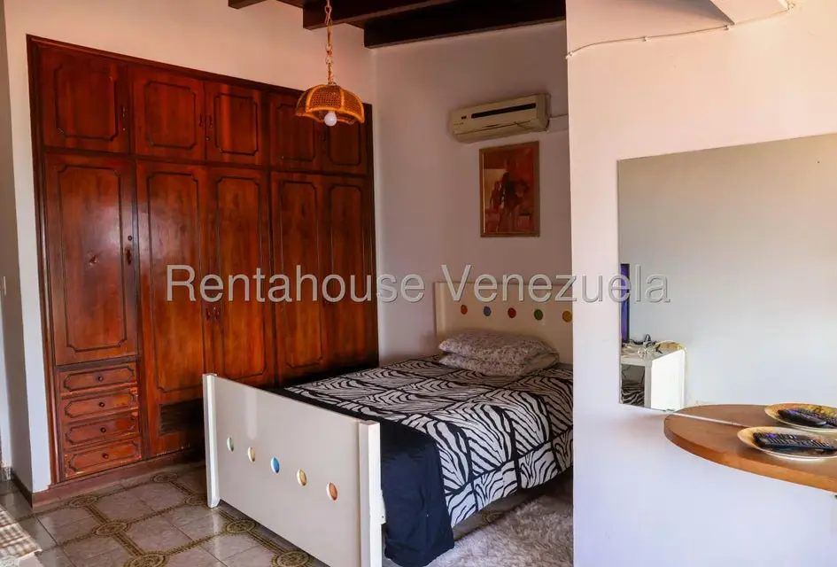Casa (Multipes Niveles) en Venta en Los Naranjos del Cafetal, Distrito Metropolitano - 23