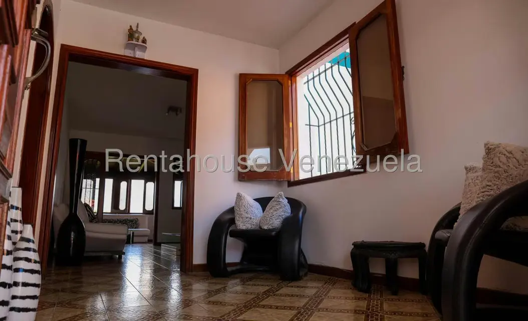 Casa (Multipes Niveles) en Venta en Los Naranjos del Cafetal, Distrito Metropolitano - 5