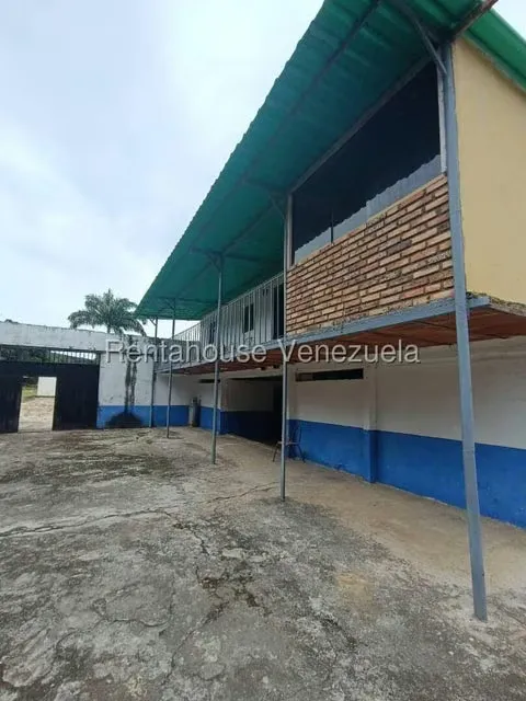 Comercial (Club Campestre) en Venta en Capacho Viejo, Tachira - 11