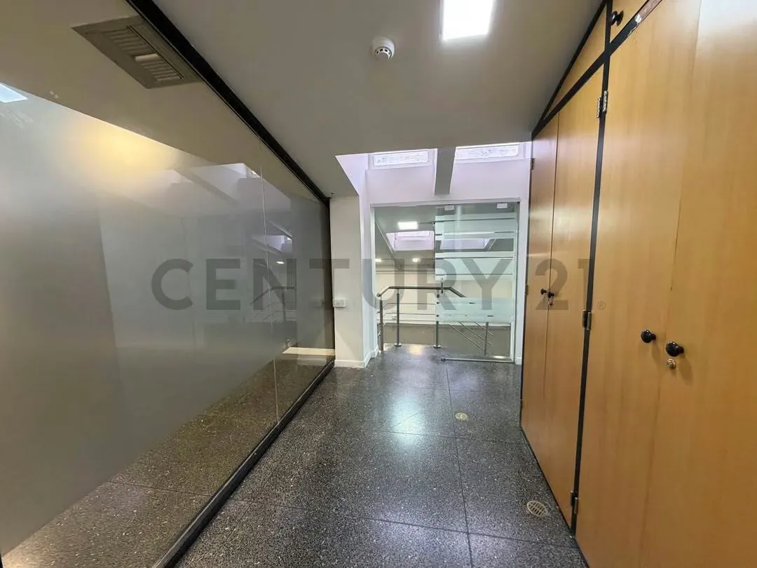 Impulsa tu empresa en ésta Amplia oficina en alquiler, en las Mercedes, Baruta - 2