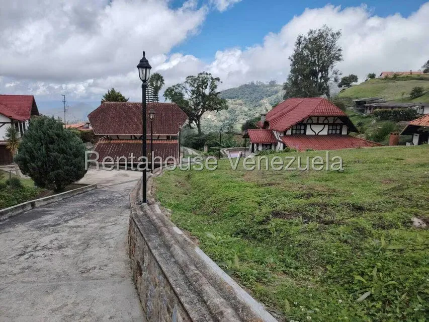 Casa (Colonial) en Venta en La Colonia Tovar, Aragua - 3