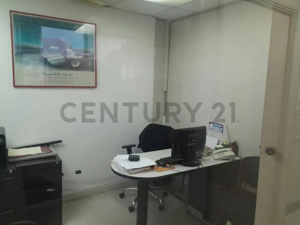 JCC - SE VENDE TODO UN PISO DE DOS OFICINAS AMOBLADAS DE 168 MTS2. CADA UNA - 14
