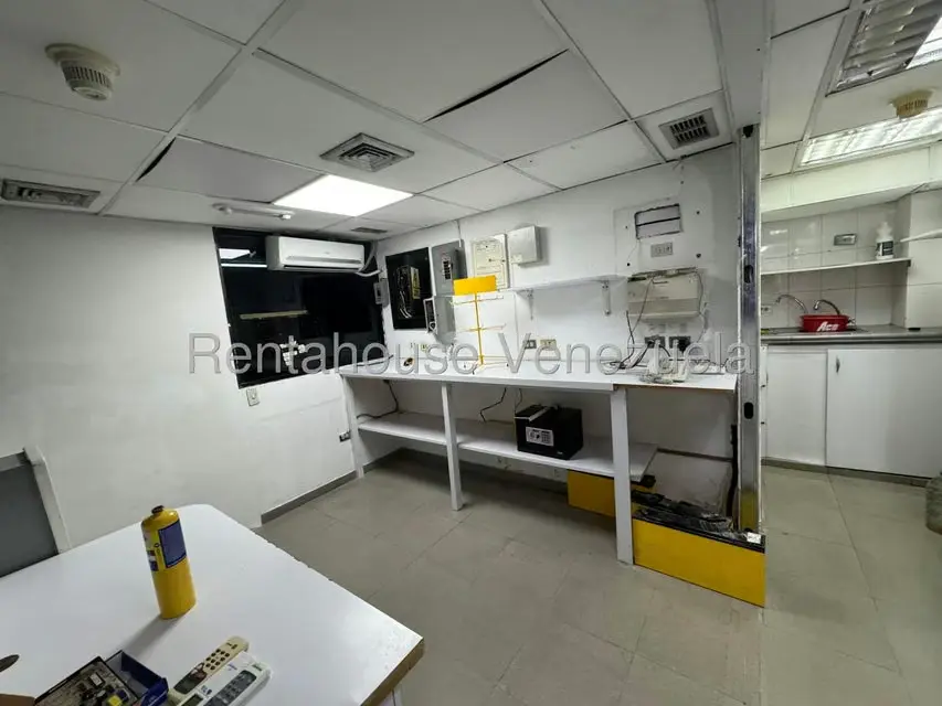 Local Comercial en Alquiler en Colinas de Bello Monte, Distrito Metropolitano - 22