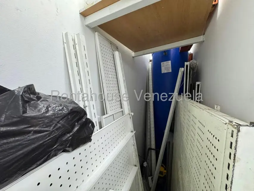 Local Comercial en Alquiler en Colinas de Bello Monte, Distrito Metropolitano - 27
