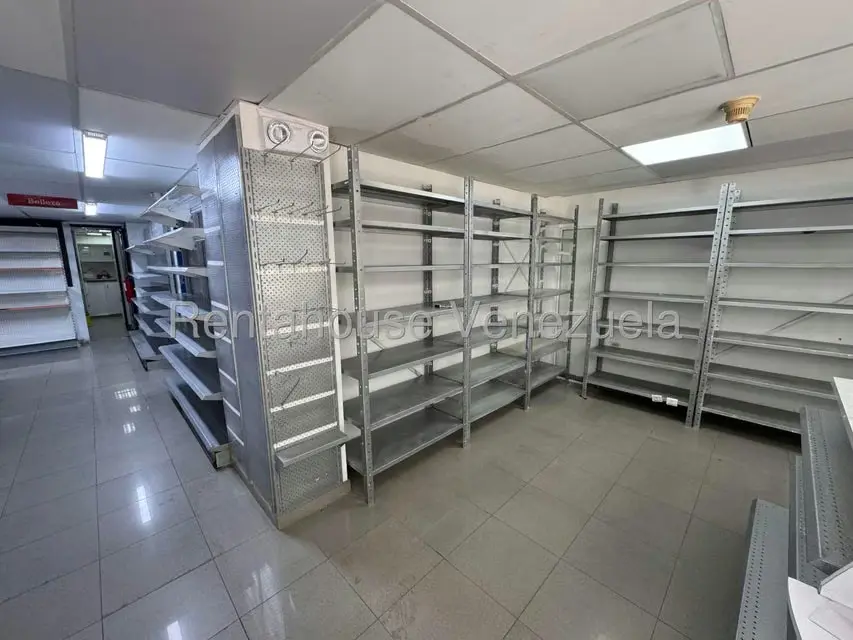 Local Comercial en Alquiler en Colinas de Bello Monte, Distrito Metropolitano - 9