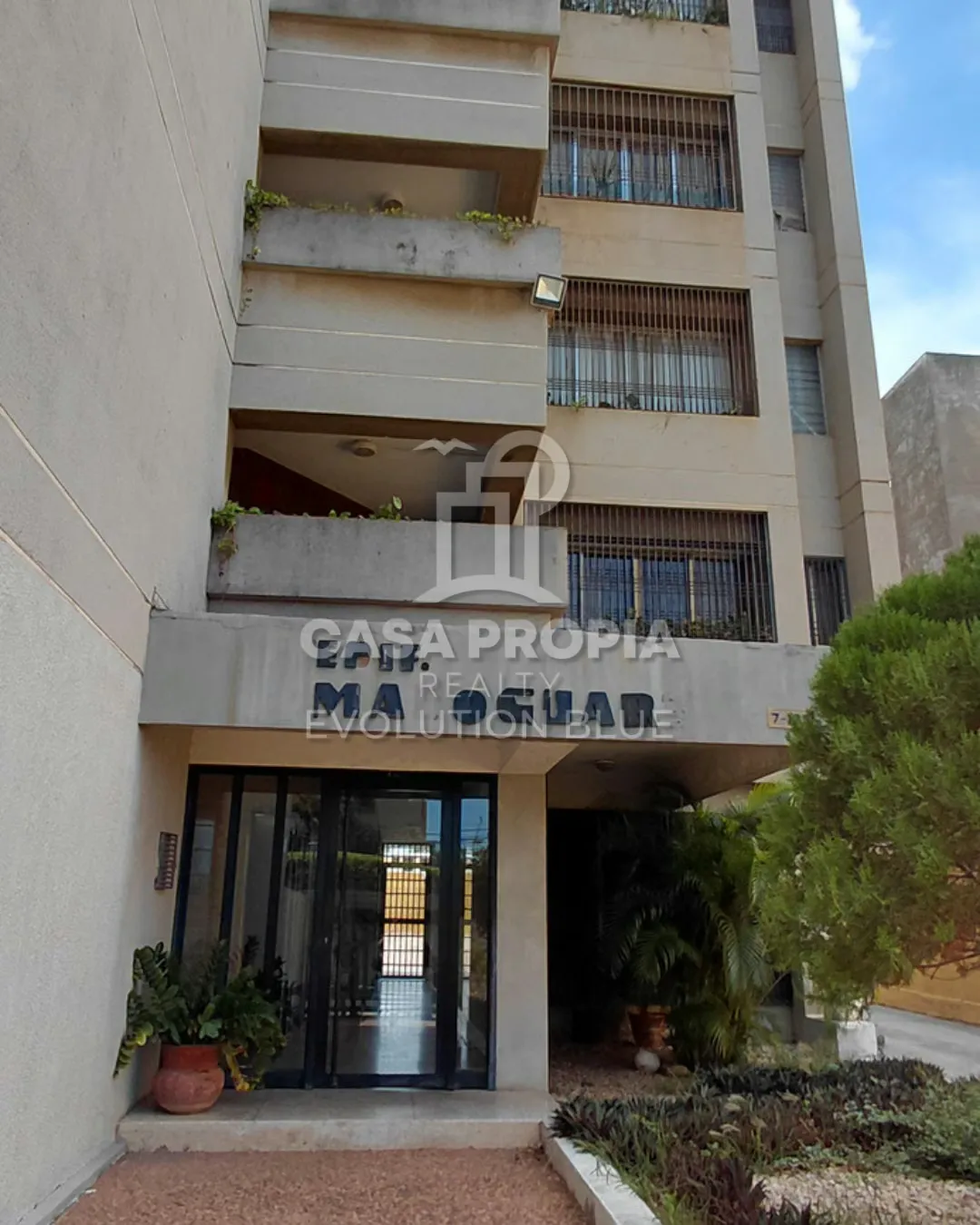 Venta de apartamento Edif. MANOGUAL