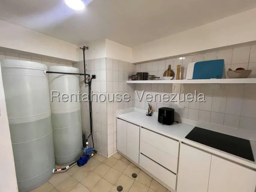 Apartamento (1 Nivel) en Venta en Porlamar, Nueva Esparta - 2