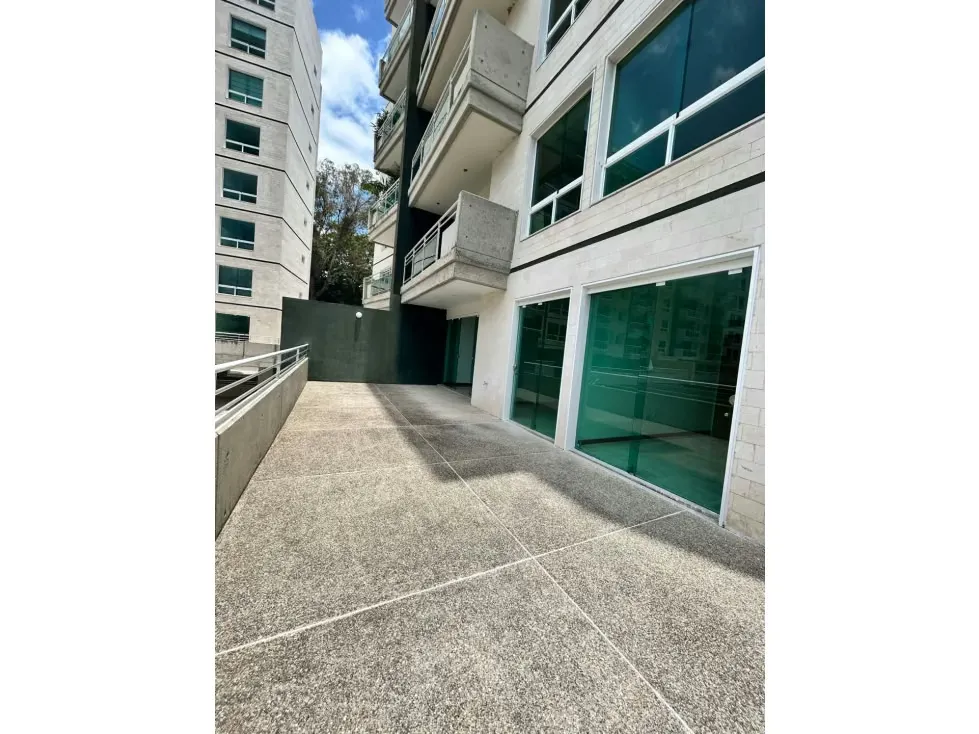 APARTAMENTO EN VENTA 133 M2-URB. LA LAGUNITA - 15