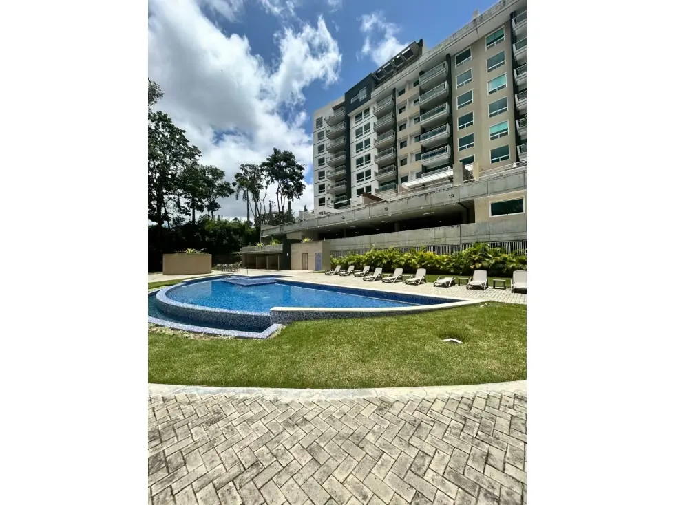 APARTAMENTO EN VENTA 133 M2-URB. LA LAGUNITA - 24