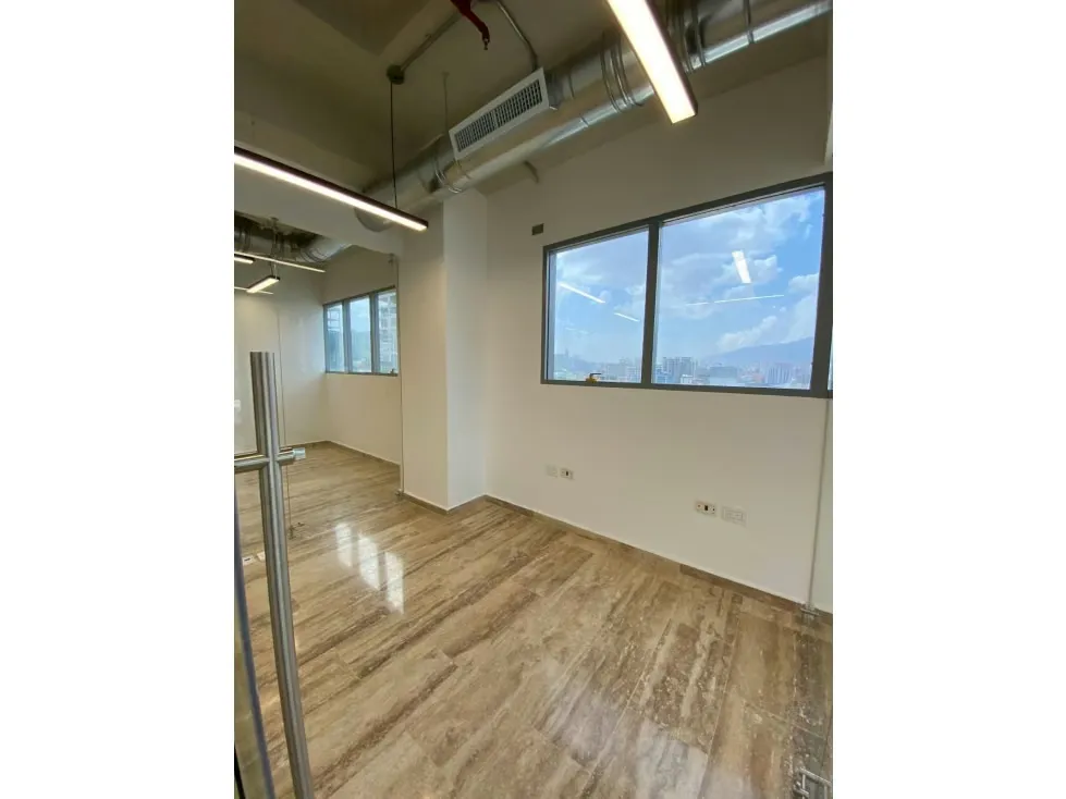 Oficina en alquiler 62m², Nest Tower - 11