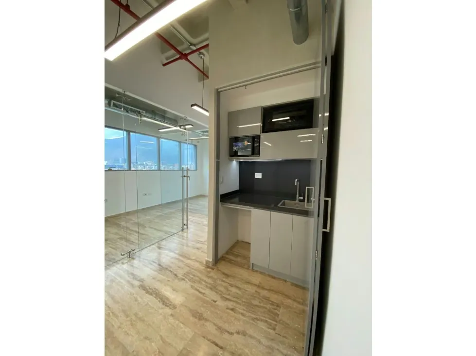 Oficina en alquiler 62m², Nest Tower - 7