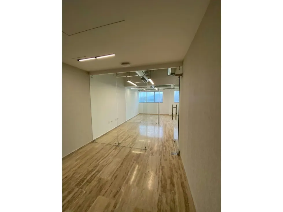 Oficina en alquiler 62m², Nest Tower - 9