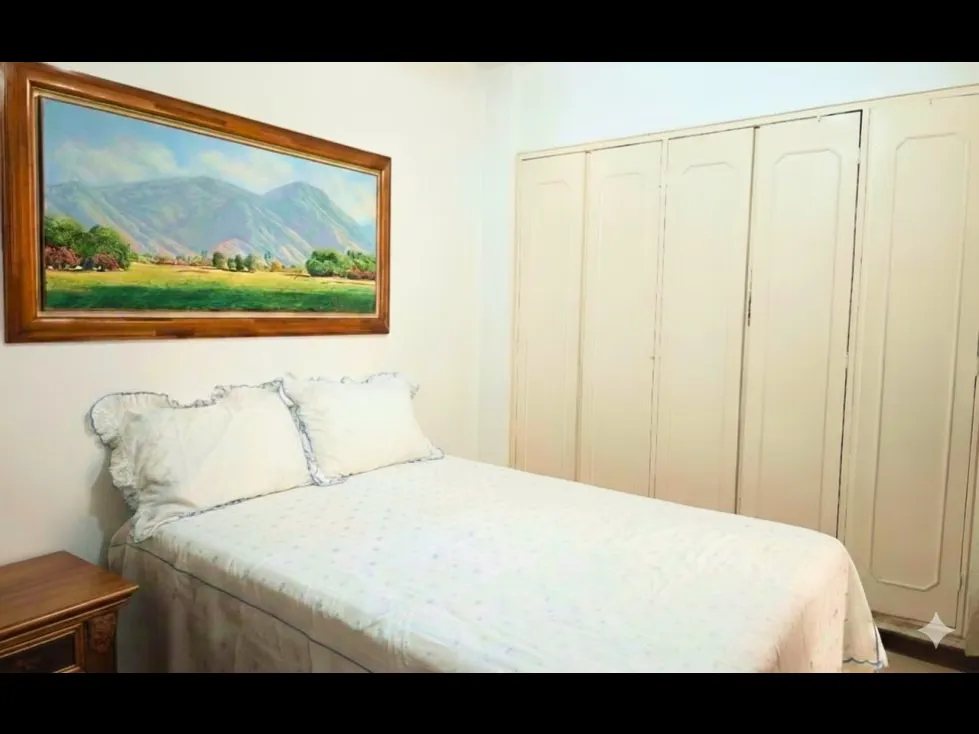 Venta de PH, Urb Los Chorros, 502mt2,5H,6B,7E 26-11 - 25