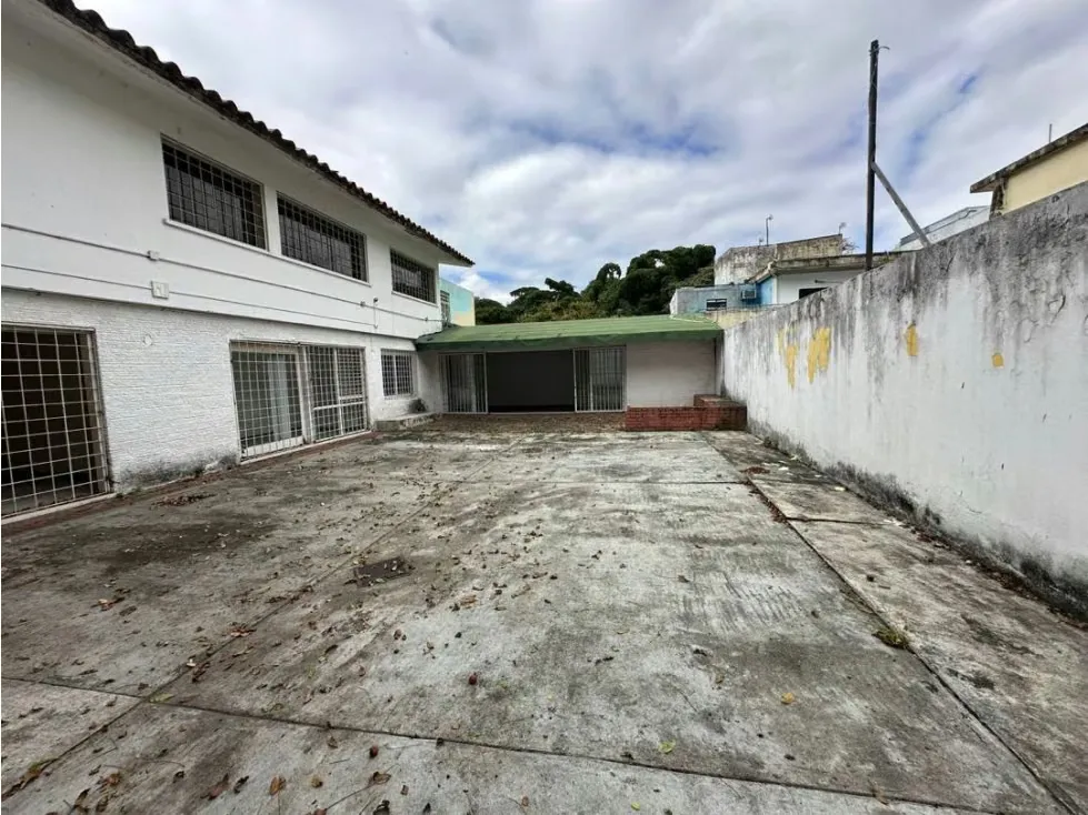 Se Vende casa 380m2 Urb. Chuao - 12