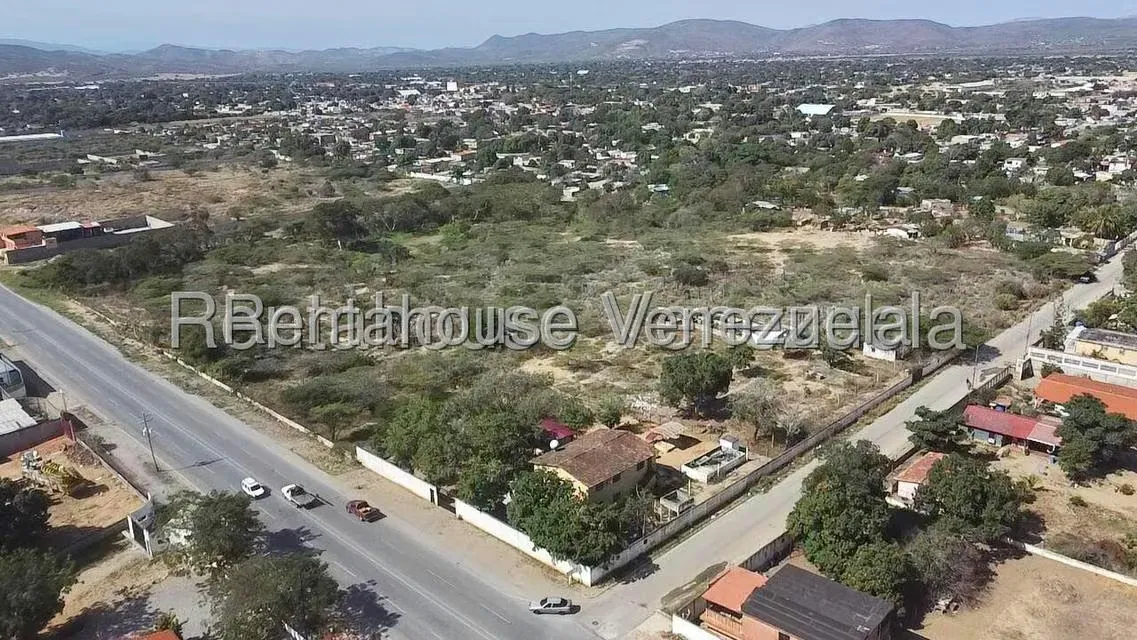 Terreno (Comercial) en Venta en Parroquia El Cuji, Lara - 3