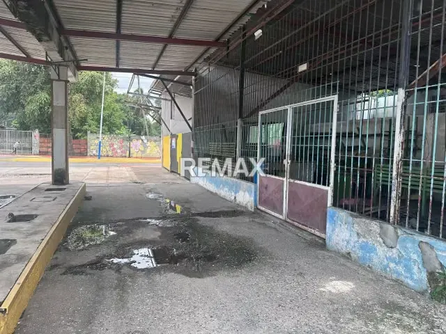 ALQUILO LOCAL COMERCIAL AGUA BLANCA - 4