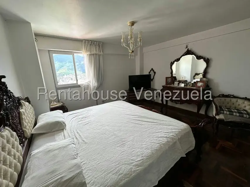 Apartamento (1 Nivel) en Venta en Colinas de Bello Monte, Distrito Metropolitano - 25