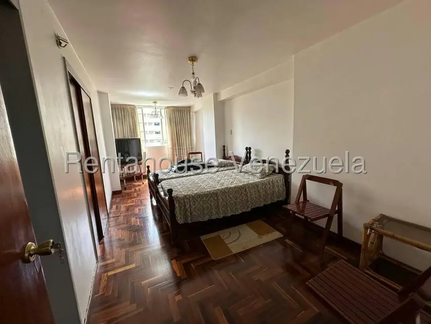 Apartamento (1 Nivel) en Venta en Colinas de Bello Monte, Distrito Metropolitano - 31
