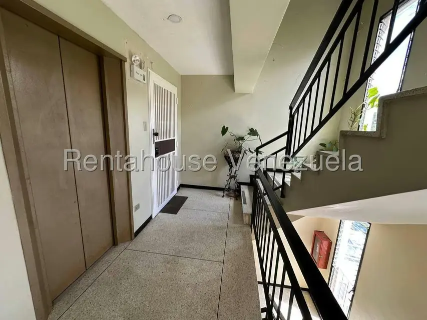Apartamento (1 Nivel) en Venta en Colinas de Bello Monte, Distrito Metropolitano - 38