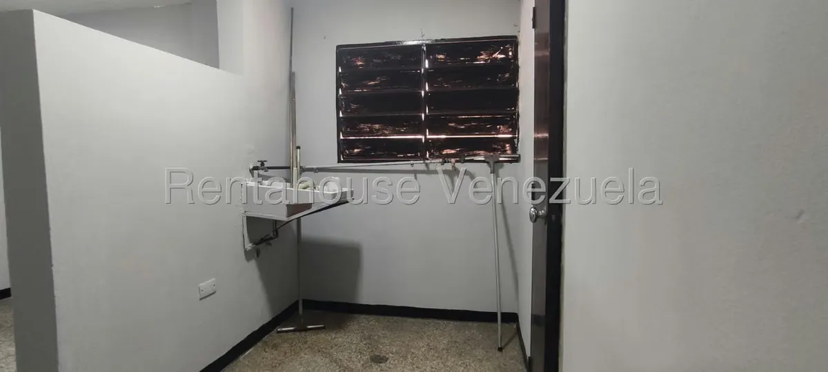 Oficina en Alquiler en Centro, Lara - 13