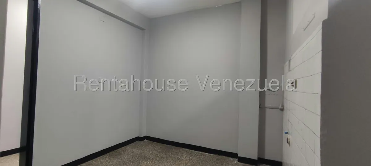 Oficina en Alquiler en Centro, Lara - 27