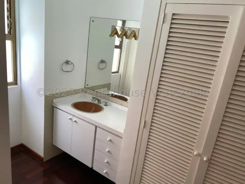 Apartamento (1 Nivel) en Venta en Los Naranjos del Cafetal, Distrito Metropolitano - 24