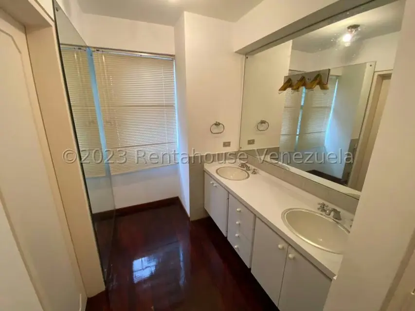 Apartamento (1 Nivel) en Venta en Los Naranjos del Cafetal, Distrito Metropolitano - 32