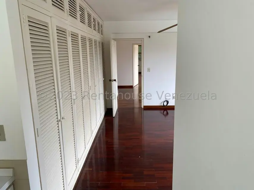 Apartamento (1 Nivel) en Venta en Los Naranjos del Cafetal, Distrito Metropolitano - 33