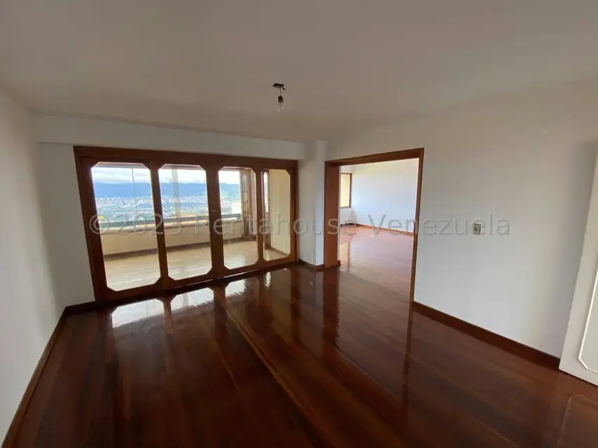 Apartamento (1 Nivel) en Venta en Los Naranjos del Cafetal, Distrito Metropolitano - 5