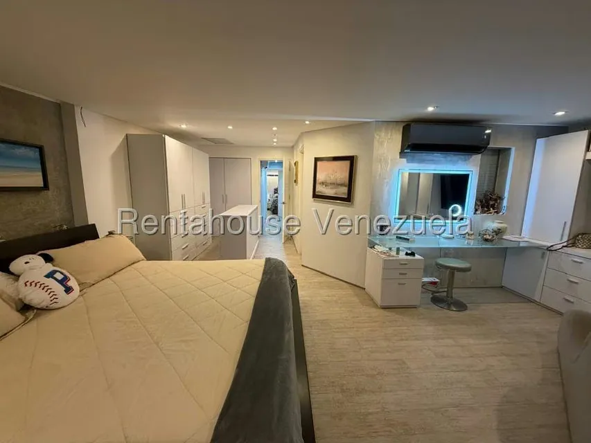 Apartamento (1 Nivel) en Venta en Loma Linda, Distrito Metropolitano - 32