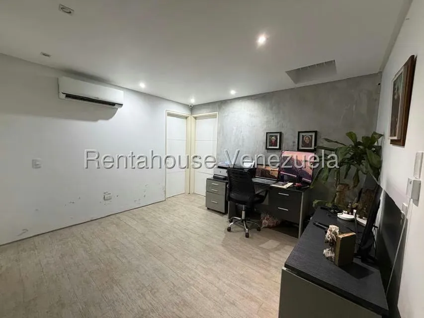 Apartamento (1 Nivel) en Venta en Loma Linda, Distrito Metropolitano - 39