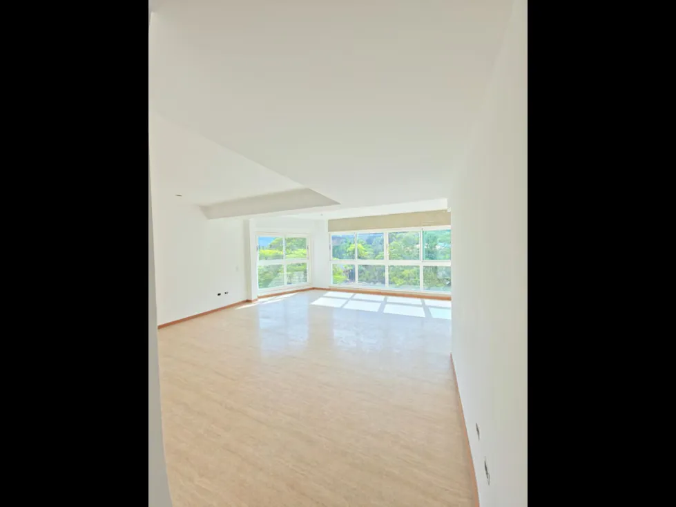 PENT HOUSE EN VENTA 205 M2 - URB LOMAS DE LAS MERCEDES - 2