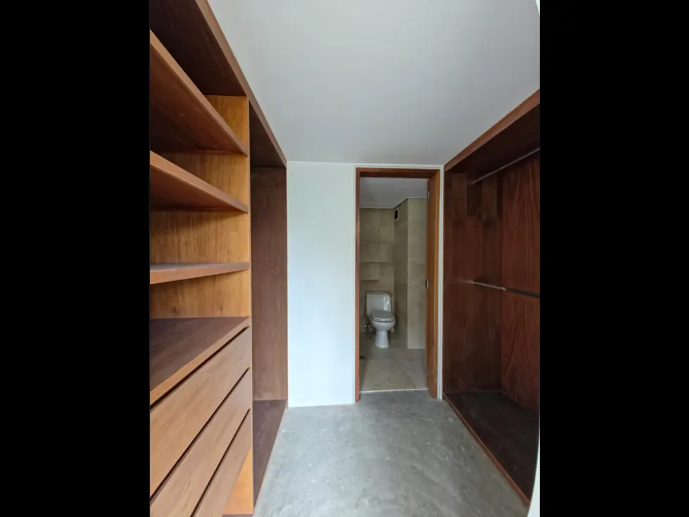 PENT HOUSE EN VENTA 205 M2 - URB LOMAS DE LAS MERCEDES - 18