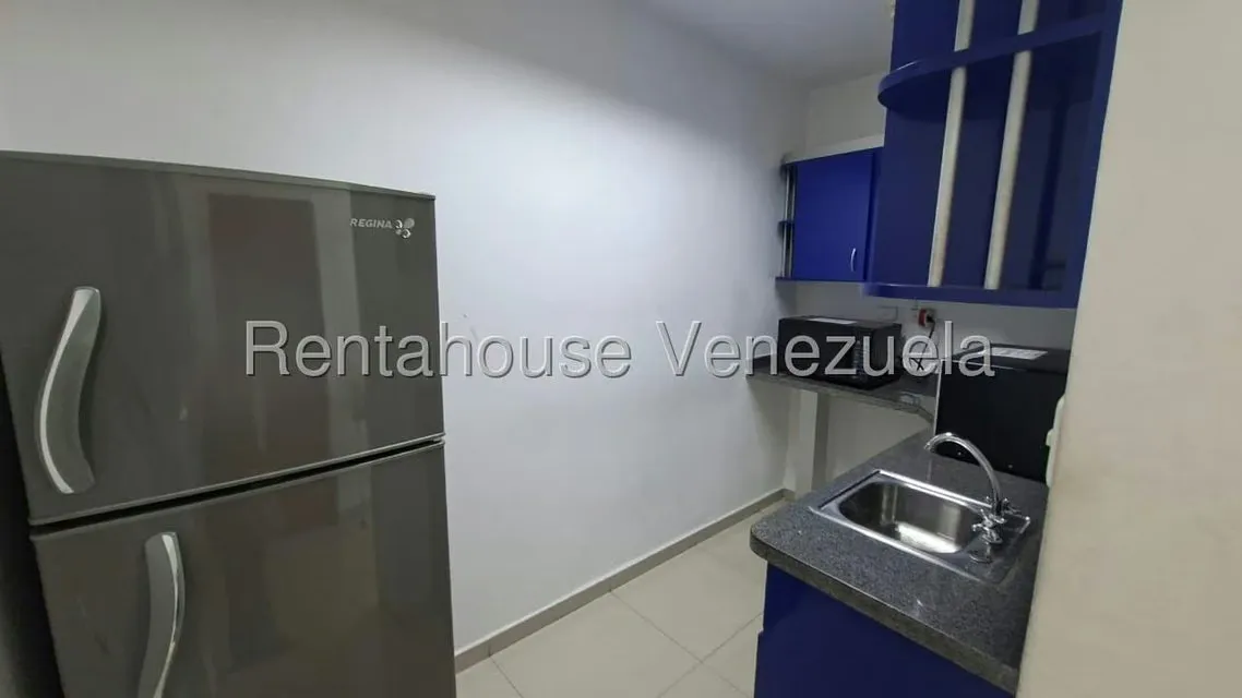 Oficina en Alquiler en Los Chaguaramos, Distrito Metropolitano - 18