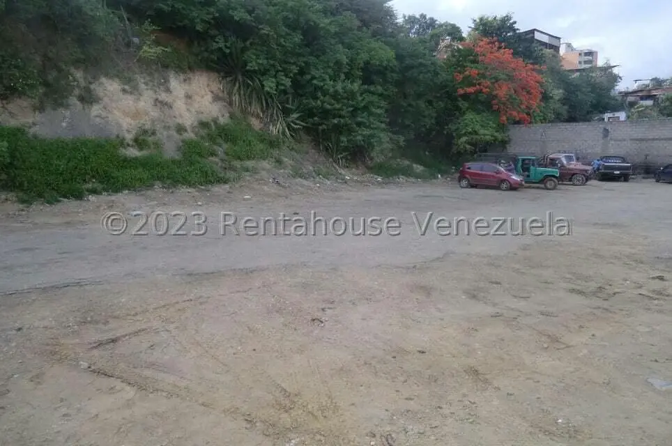 Terreno (Comercial) en Venta en Guatire, Miranda - 2