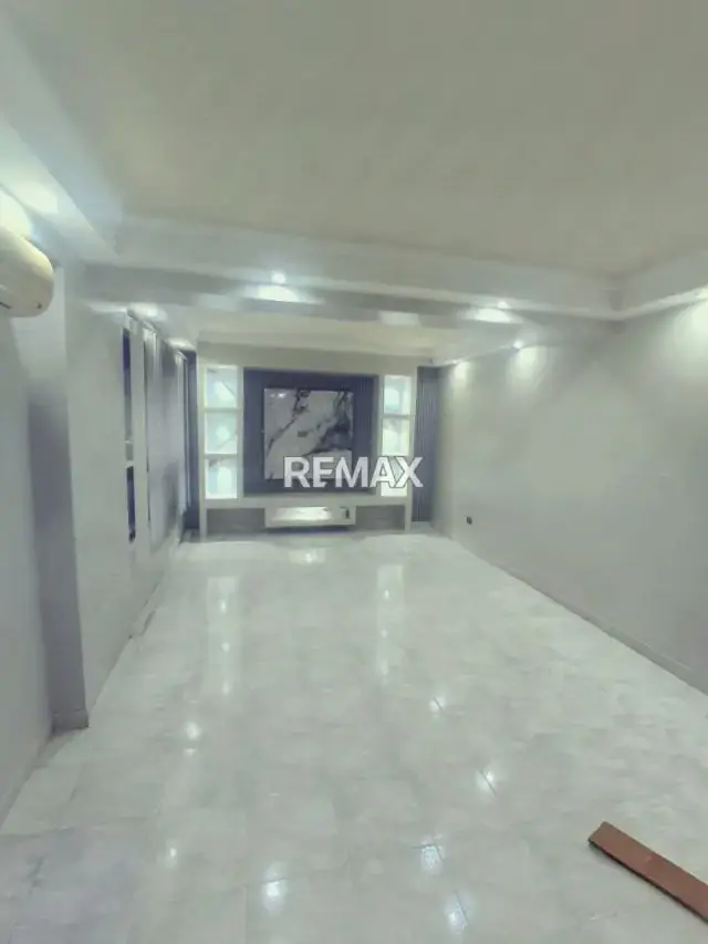 EN VENTA APARTAMENTO PISO 2 RESD LOS HIMALAYA