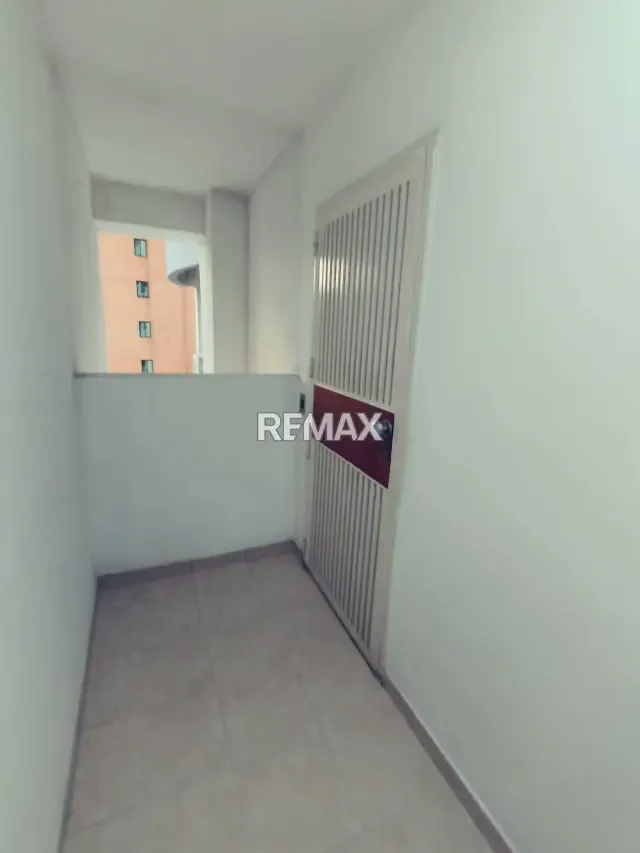 EN VENTA APARTAMENTO PISO 2 RESD LOS HIMALAYA - 13