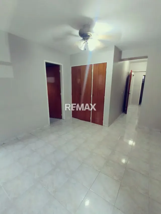 EN VENTA APARTAMENTO PISO 2 RESD LOS HIMALAYA - 10