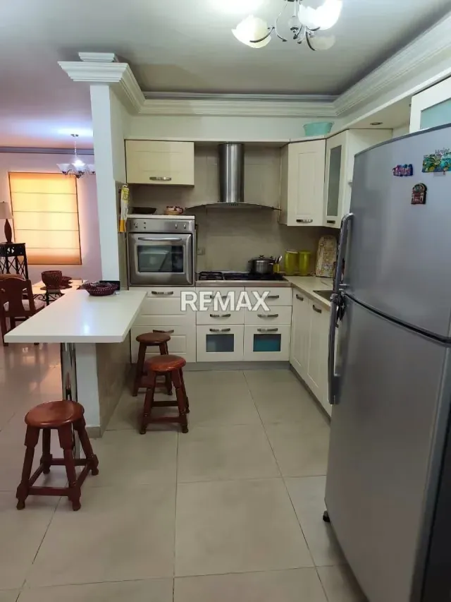 VENDO CASA URB. CANTA CLARA (CANTASUR) ZONA NORTE - 6
