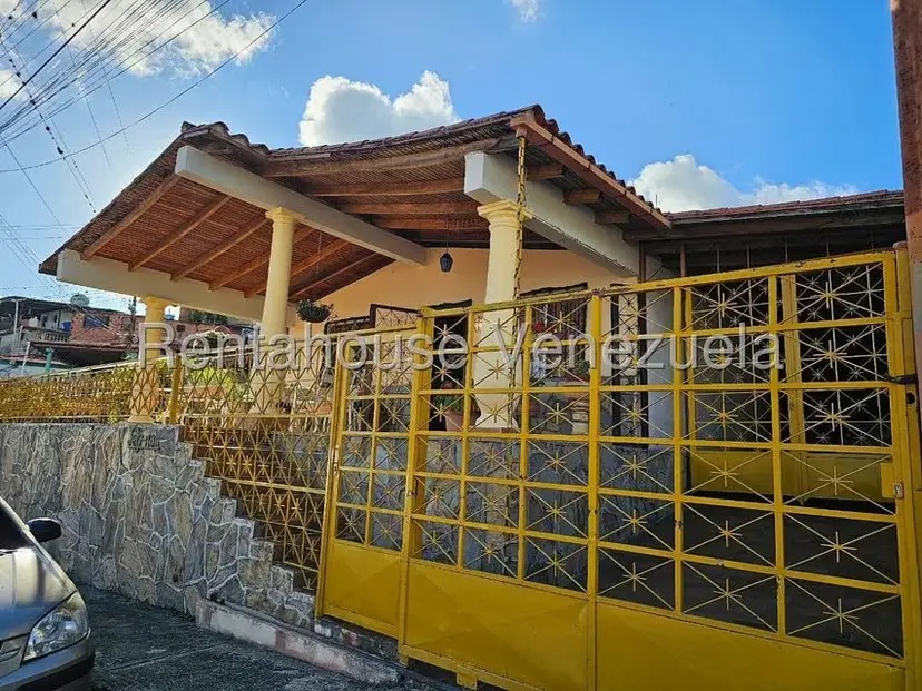 Casa (Multipes Niveles) en Venta en El Barbecho, Miranda