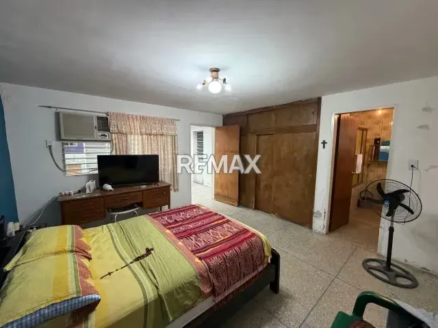Casa en Urb. La hacienda - 2