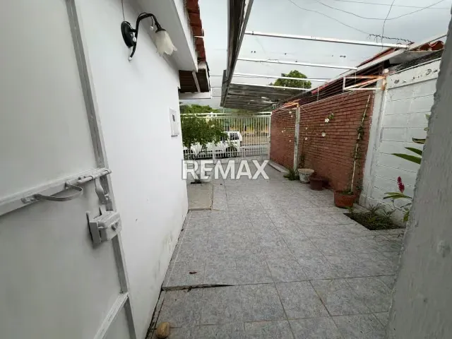 Casa en Urb. La hacienda - 9